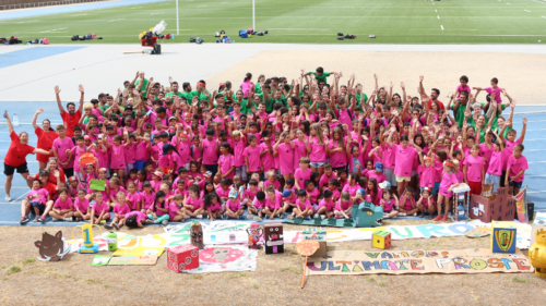Foto grupal casals Estiu Fantàstic