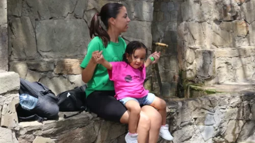 Referents Propers, Futurs Diferents.